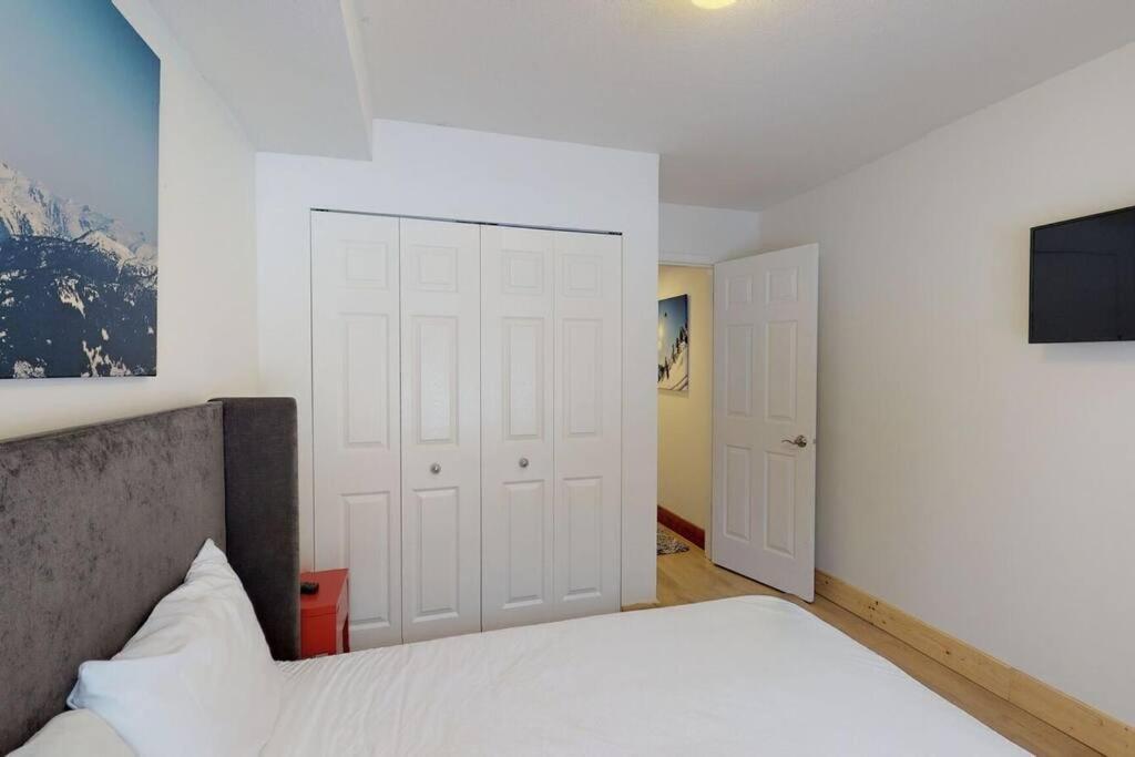 Powderhorn By Whistler Blackcomb Vacation Rentals Extérieur photo