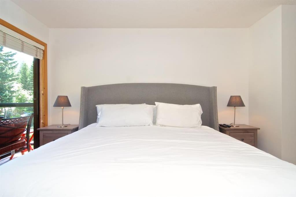 Powderhorn By Whistler Blackcomb Vacation Rentals Extérieur photo